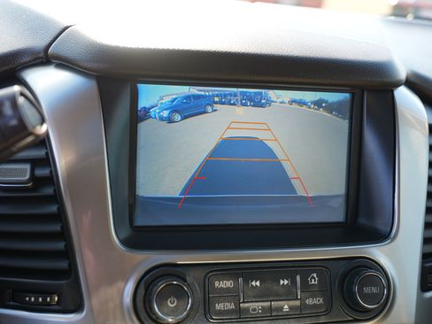 Used 2017 Chevrolet Suburban Premier image 29