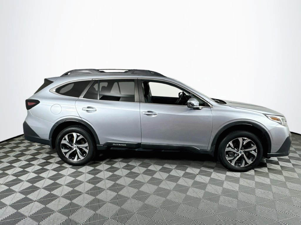 Used 2022 Subaru Outback Limited AWD/4WD image 8