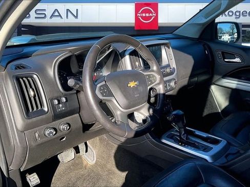 Used 2018 Chevrolet Colorado ZR2 image 11
