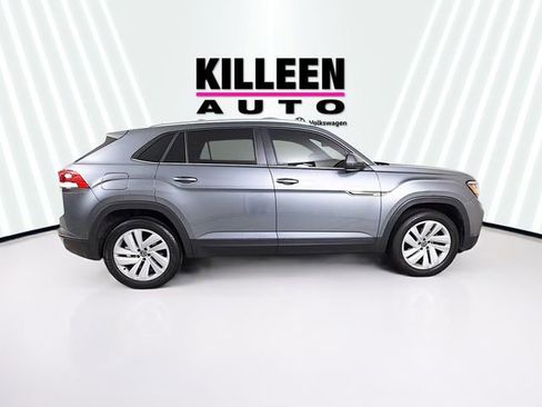 Used 2023 Volkswagen Atlas Cross Sport SE FWD image 8