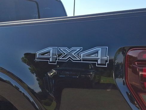 Used 2025 Ford F150 Lariat w/ Bed Utility Package AWD/4WD image 31