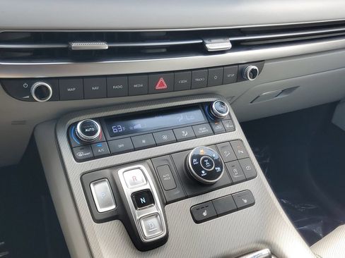 Used 2025 Hyundai Palisade SEL AWD/4WD image 25