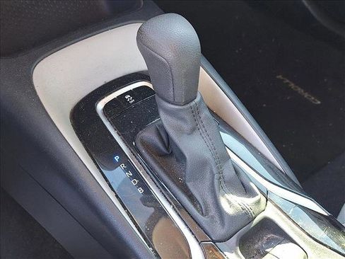 Certified 2022 Toyota Corolla LE image 14