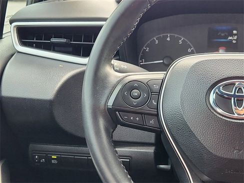 Used 2024 Toyota Corolla SE image 28