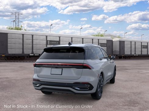 New 2026 Lincoln Nautilus Reserve AWD/4WD image 8