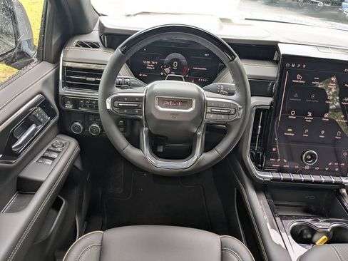 New 2026 GMC Yukon XL Elevation RWD image 17