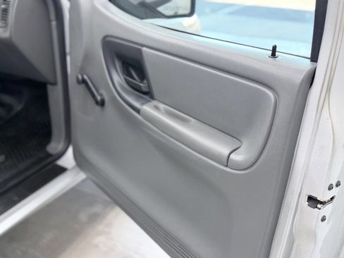 Used 2011 Ford Ranger XL image 10