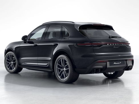 Certified 2023 Porsche Macan Turbo AWD/4WD image 4