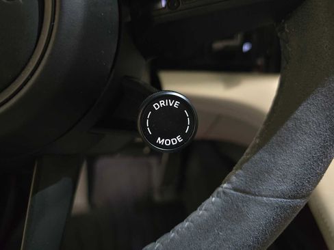 Used 2024 Porsche Taycan GTS image 37