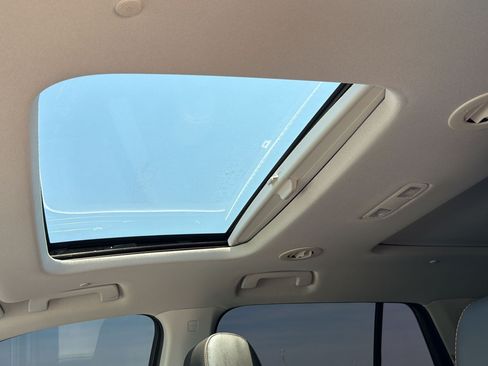 Certified 2020 Chevrolet Traverse Premier w/ Redline Edition FWD image 24
