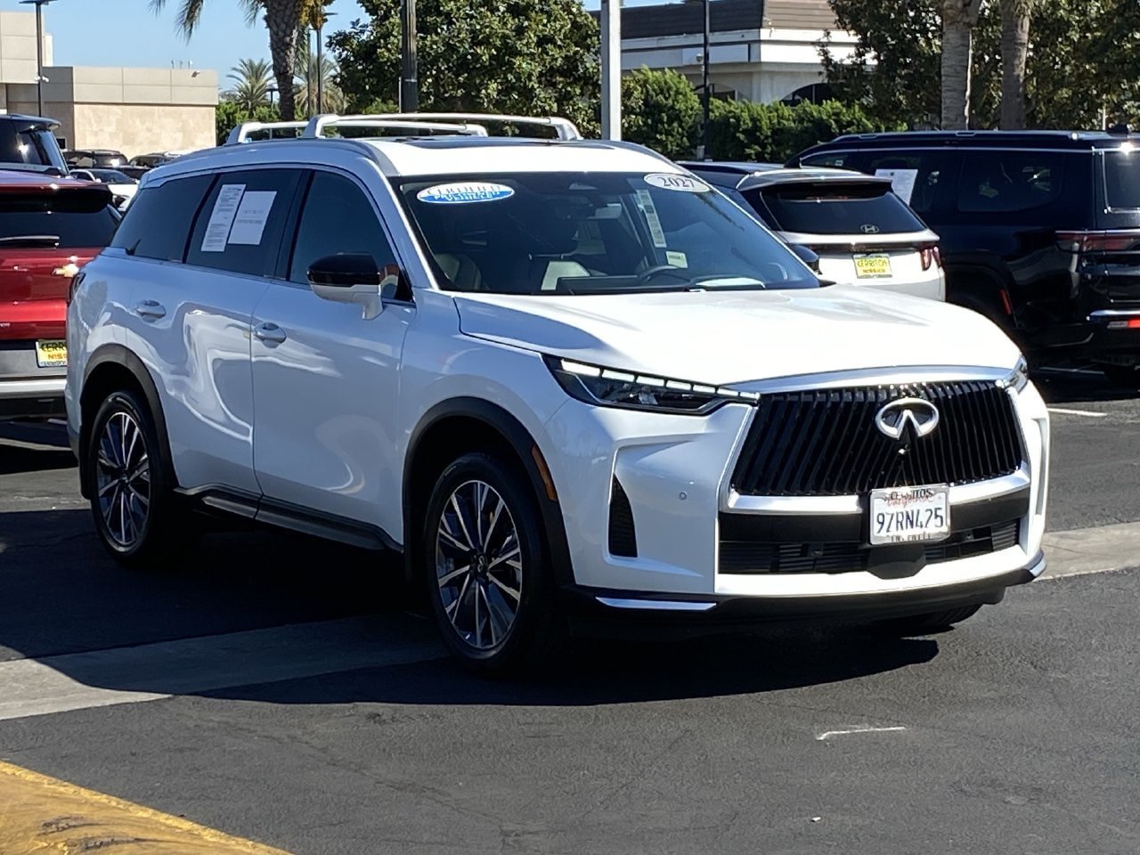 Certified 2027 INFINITI QX60 Luxe w/ Cargo Package FWD image 6