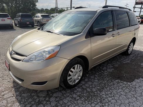 Used 2008 Toyota Sienna LE FWD image 10