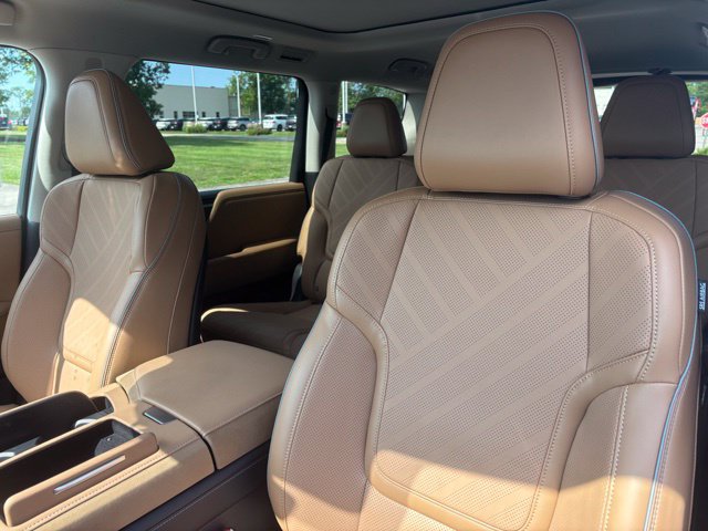 New 2027 INFINITI QX80 Luxe AWD/4WD image 16