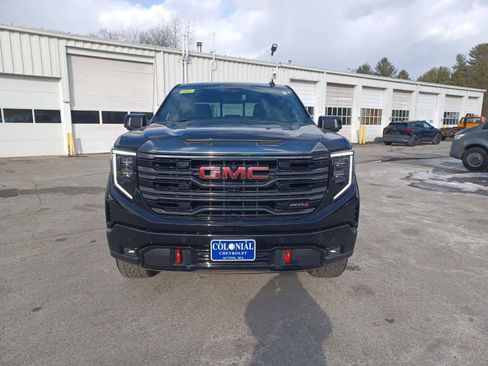 Used 2024 GMC Sierra 1500 AT4 w/ AT4 Premium Package image 27