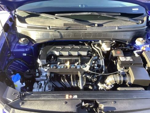 Certified 2024 Hyundai Venue Limited image 12