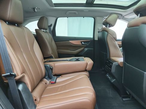 Used 2023 Acura MDX SH-AWD w/ Technology Package image 38