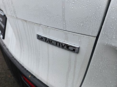 Certified 2025 MAZDA CX-50 AWD 2.5 S w/ Premium Package image 9