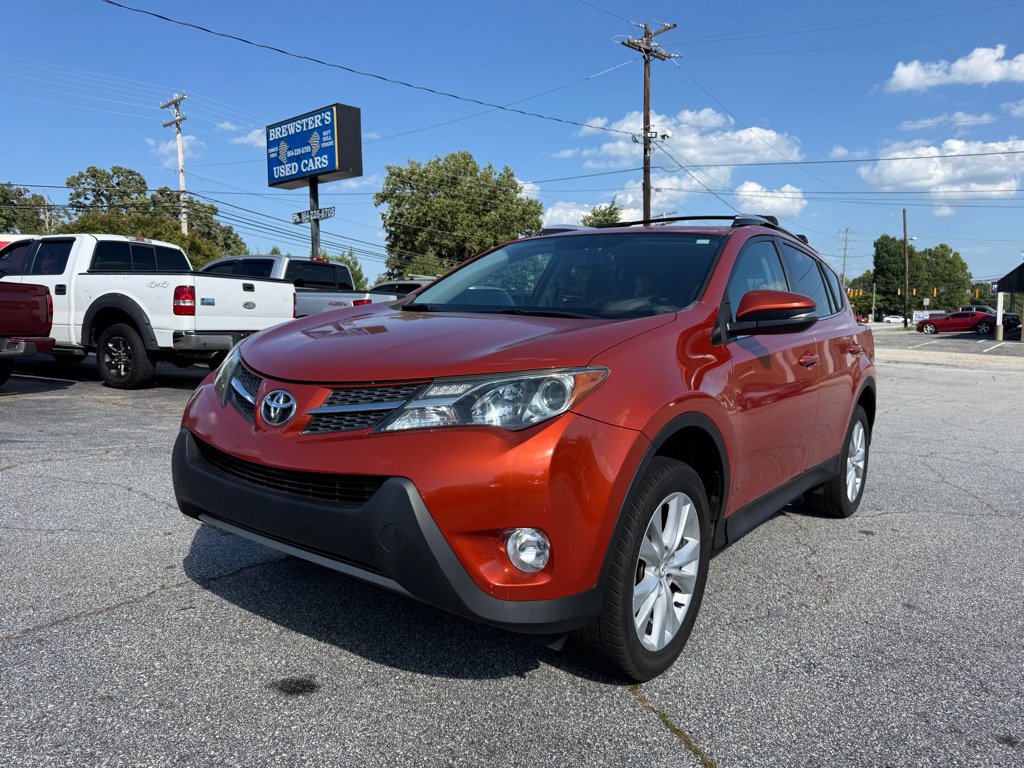 Used 2015 Toyota RAV4 Limited FWD image 1