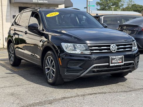 Used 2021 Volkswagen Tiguan S FWD image 14