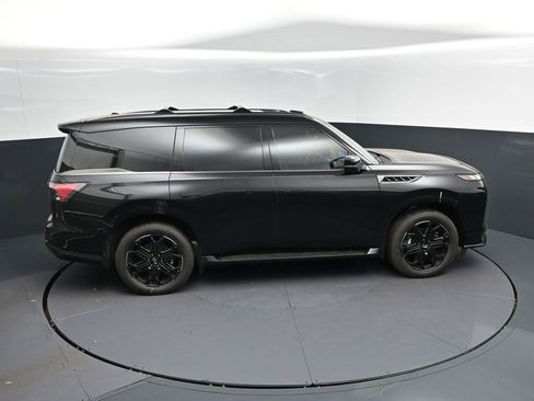 New 2026 INFINITI QX80 4WD w/ Sport Exterior Package image 38