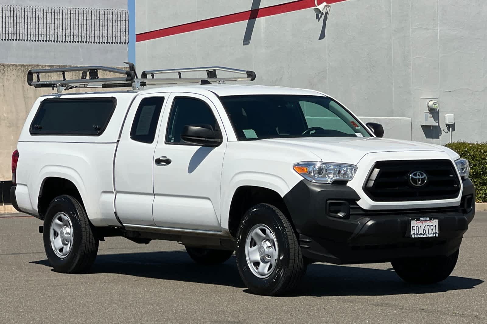 Used 2023 Toyota Tacoma SR RWD image 4