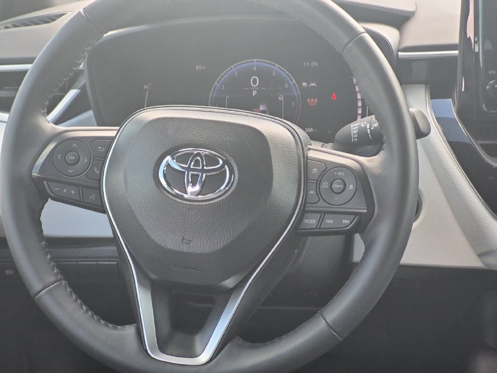 Used 2026 Toyota Corolla SE FWD image 22