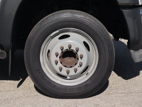 Used 2013 Ford F550 2WD Regular Cab Super Duty w/ Payload Upgrade Pkg image 45