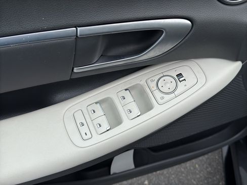 Used 2025 Hyundai Sonata SEL image 10