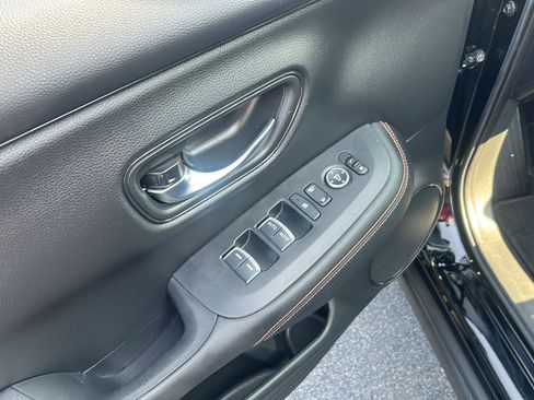 Used 2024 Honda HR-V Sport image 14