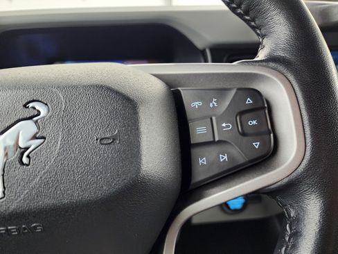 Used 2023 Ford Bronco Badlands w/ Sasquatch Package image 13