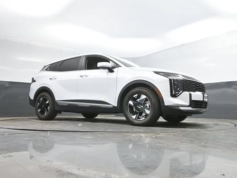 Used 2026 Kia Sportage LX FWD image 47