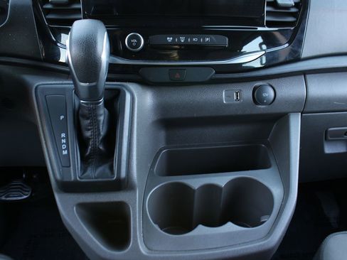 Used 2023 Ford Transit 350 XLT image 17