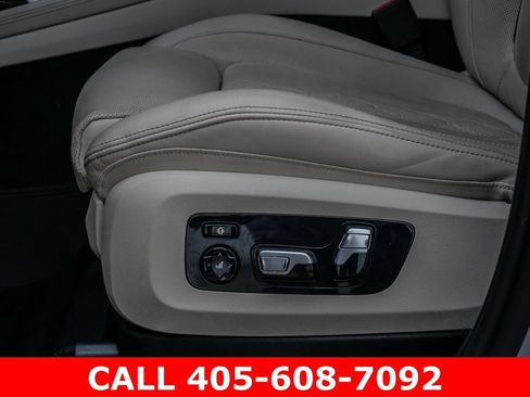 Used 2023 BMW X7 M60i w/ Executive Package AWD/4WD image 43