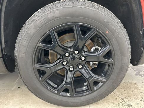 Used 2023 Jeep Wagoneer Series II w/ Convenience Group I image 7