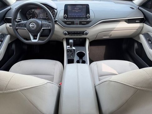 Used 2022 Nissan Altima 2.5 SV image 13