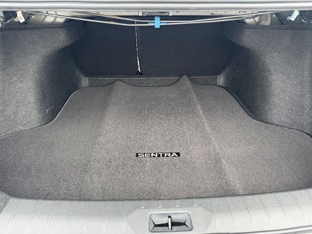 Used 2026 Nissan Sentra SL w/ Floor Mat Package FWD image 21
