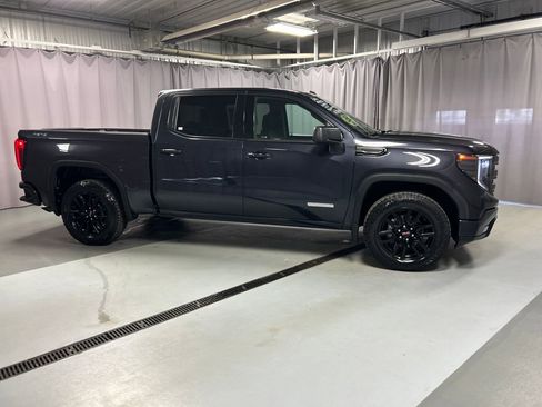 Used 2022 GMC Sierra 1500 Elevation AWD/4WD image 8