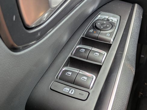 Used 2025 Kia Sorento EX w/ Panoramic Sunroof Package FWD image 20