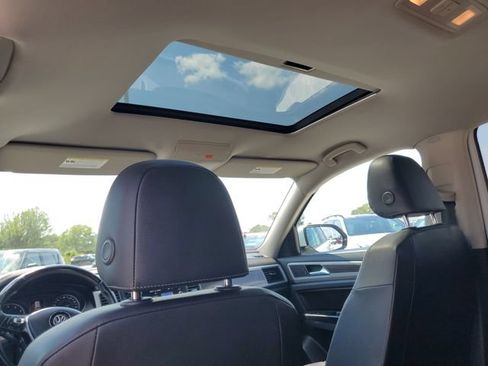 Used 2019 Volkswagen Atlas SE FWD image 9