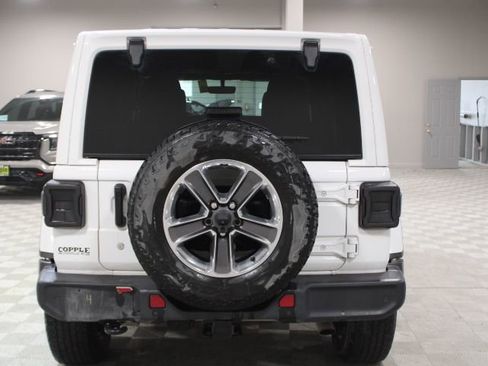 Used 2019 Jeep Wrangler Unlimited Sahara w/ Uconnect 4C Nav & Sound Group image 6