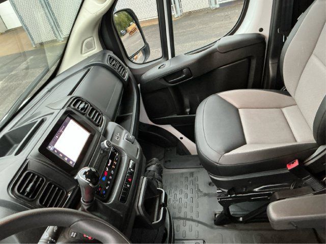 Used 2026 RAM ProMaster 2500 w/ Convenience Group FWD image 24