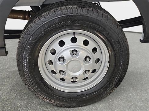 Used 2026 Ford Transit 250 148 Medium Roof Extended AWD w/ Load Area Protection Package image 29