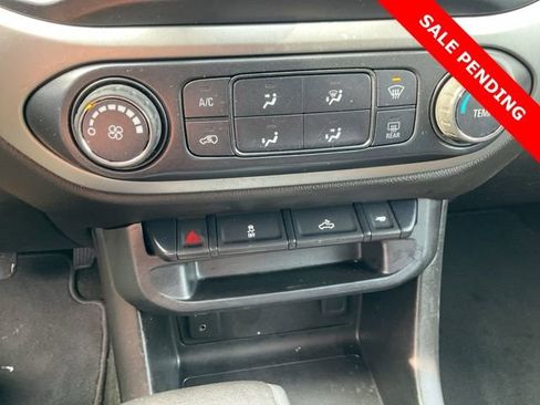 Used 2016 Chevrolet Colorado LT w/ LT Convenience Package AWD/4WD image 5