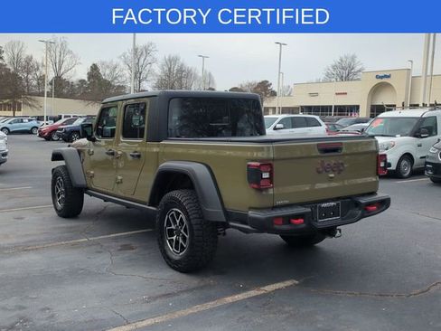 Certified 2025 Jeep Gladiator Rubicon w/ Convenience Group image 3