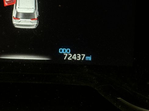 Used 2023 Toyota RAV4 XLE Premium image 9