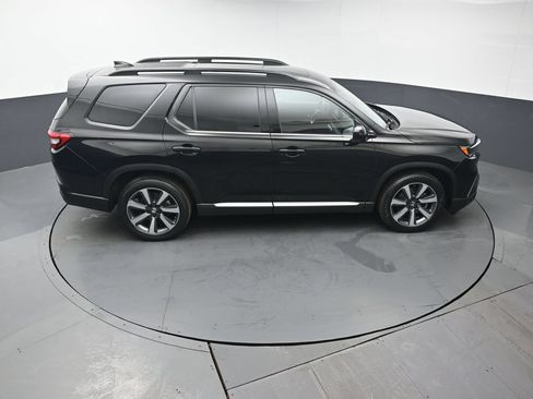 Used 2023 Honda Pilot Touring image 45