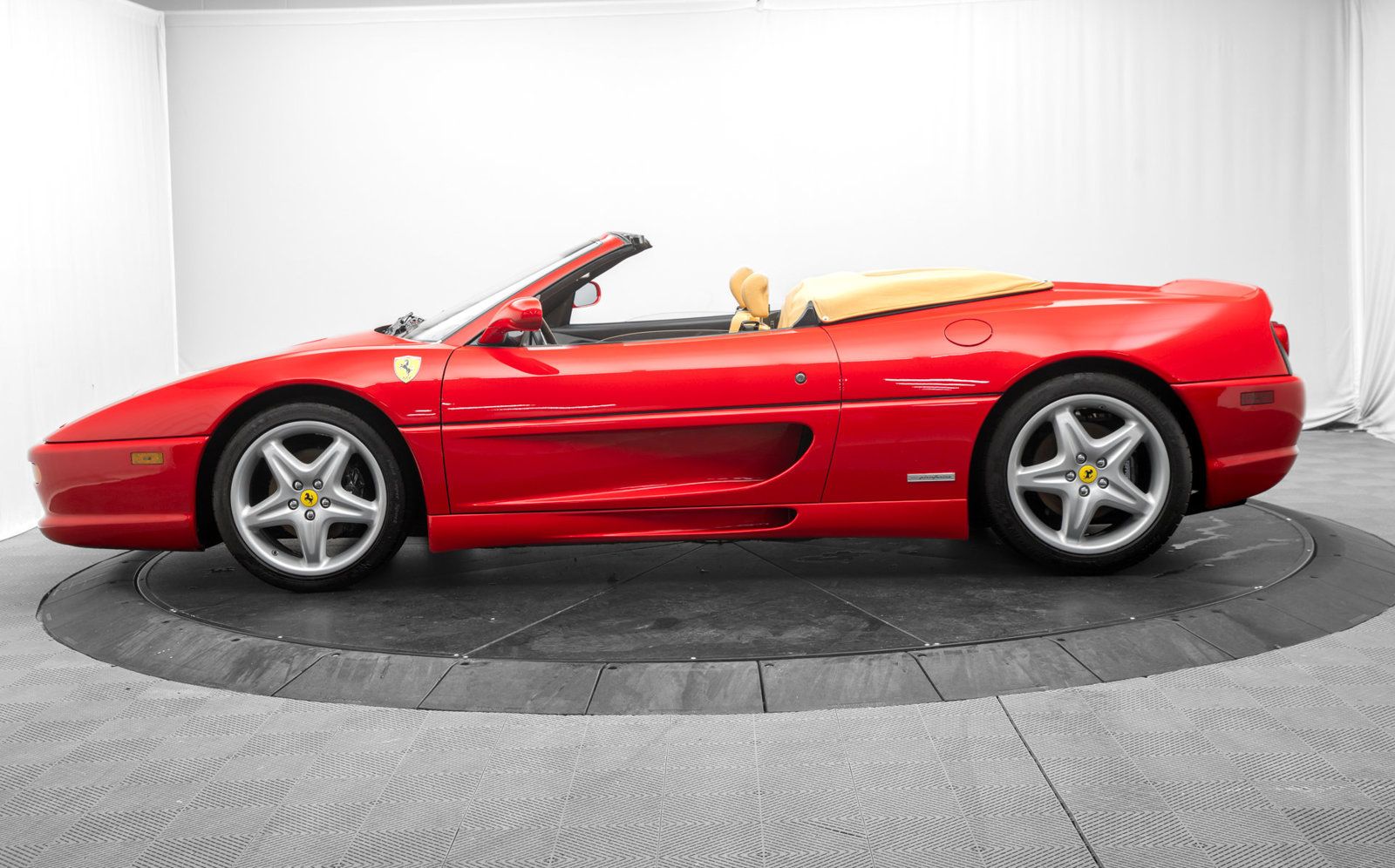 Used 1997 Ferrari F355 Spider RWD image 5