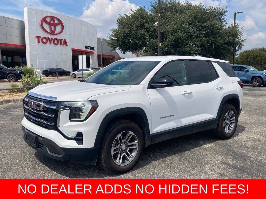 Used 2026 GMC Terrain Elevation AWD/4WD image 1