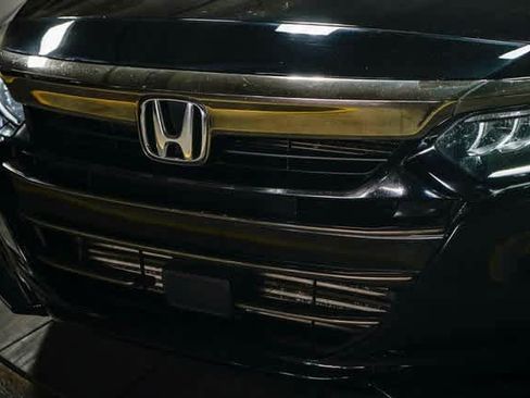 Used 2021 Honda Accord Sport image 8