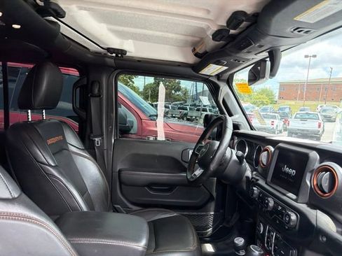 Used 2022 Jeep Gladiator Mojave w/ LED Lighting Group AWD/4WD image 7